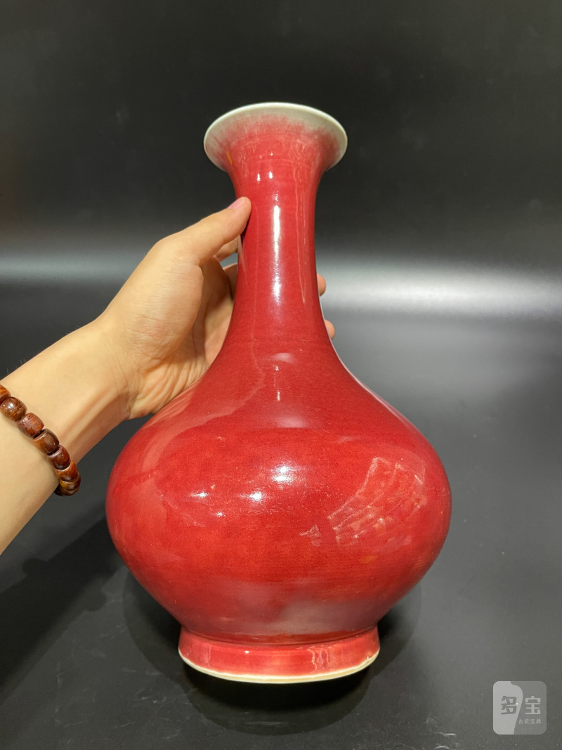 清乾隆 霁红釉荸荠瓶 - 图5